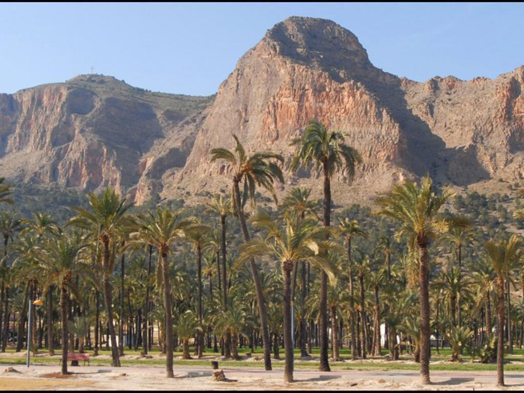 Hostal Rey Teodomiro أوريويلا المظهر الخارجي الصورة
