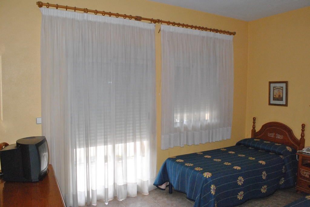 Hostal Rey Teodomiro أوريويلا المظهر الخارجي الصورة